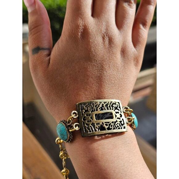 Handmade Turquoise & Arabic Engraving Bracelet - Picture 5 of 7